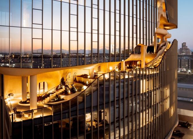 mad-architects-revela-one-river-north-instituto-bramante-carimbo